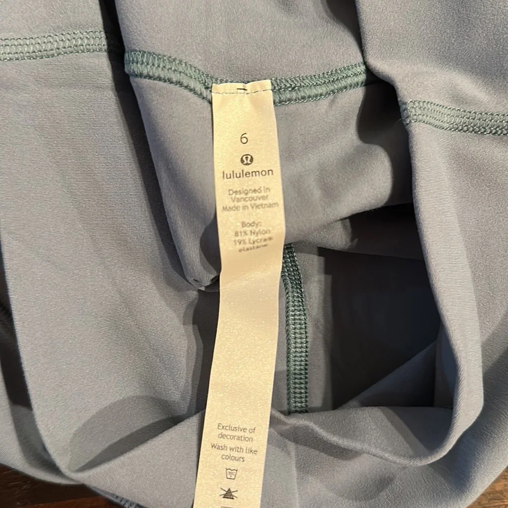 Lululemon. Align Crop 21” - Picture 3 of 3